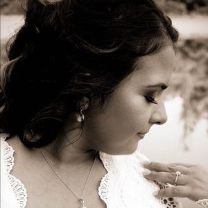 Meet your Posher, Logan